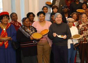 marty sweet potato pie contest DSC_0056a.jpg